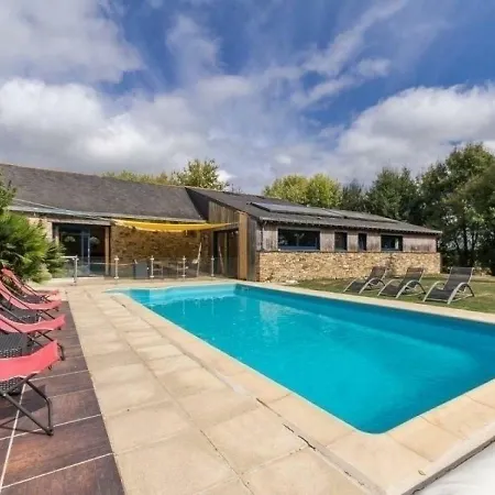 House Nort-sur-erdre - 14 Pers, 182 M2, 6/5 *